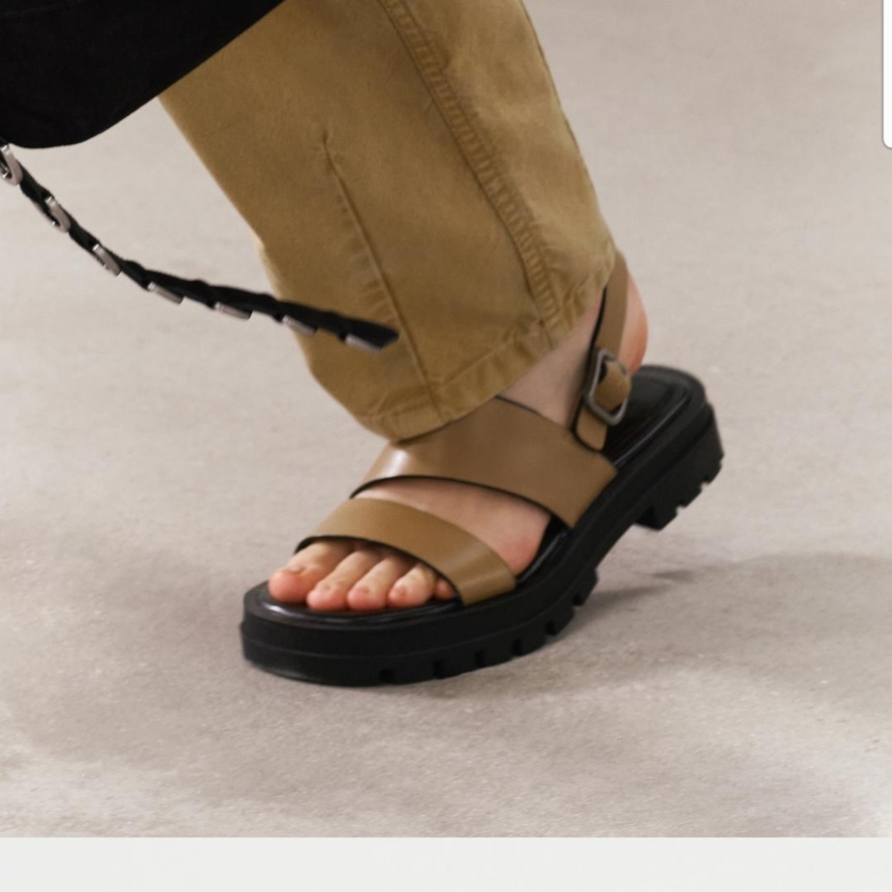 Zara Tan Sandals Size 6